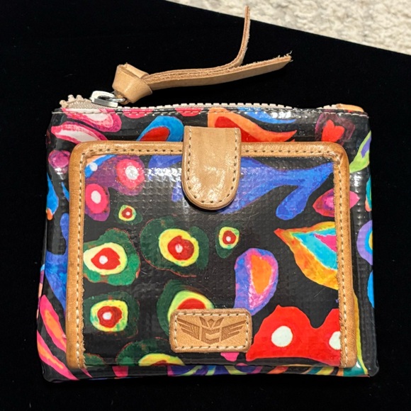Consuela Sophie  Wallet (Je Tote) - Picture 1 of 6